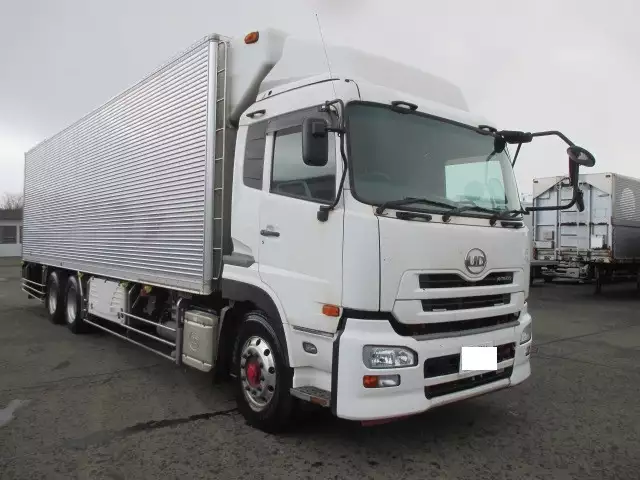 平成22年10月中古大型冷凍バン・ウィング日産UDクオンの画像3
