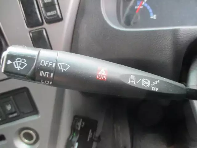 平成22年10月中古大型冷凍バン・ウィング日産UDクオンの画像35