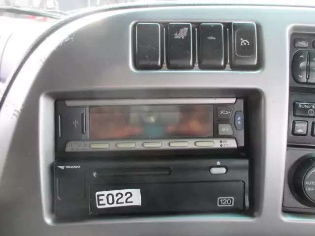 平成22年10月中古大型冷凍バン・ウィング日産UDクオンの画像40