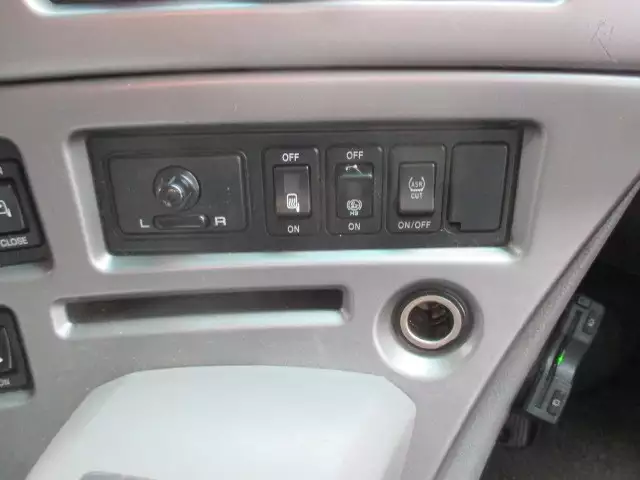 平成22年10月中古大型冷凍バン・ウィング日産UDクオンの画像42