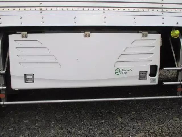 平成22年10月中古大型冷凍バン・ウィング日産UDクオンの画像48