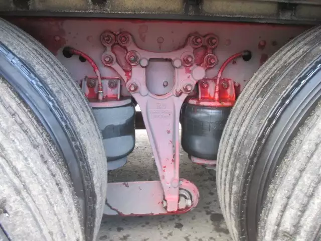 平成22年10月中古大型冷凍バン・ウィング日産UDクオンの画像9