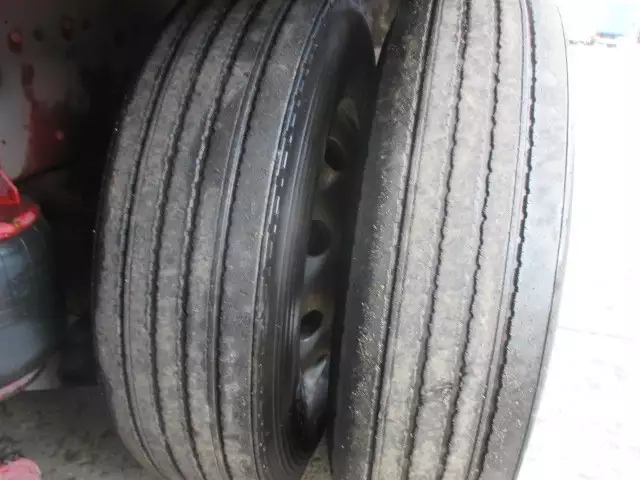 平成22年10月中古大型冷凍バン・ウィング日産UDクオンの画像10