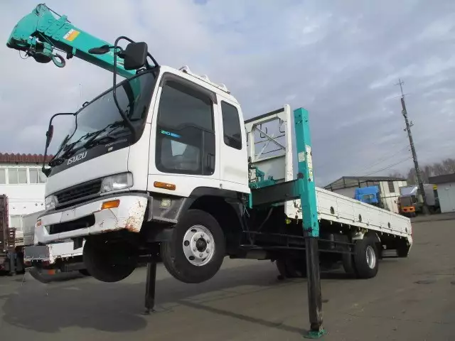 平成11年03月中古小型いすゞフォワードの画像1