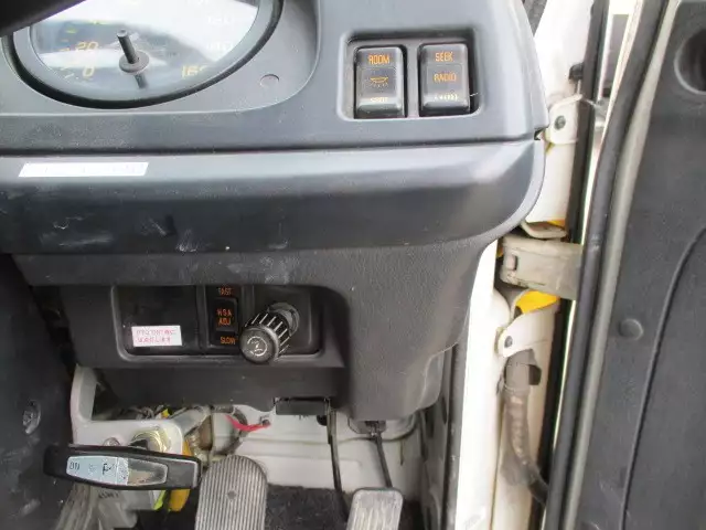 平成11年03月中古小型いすゞフォワードの画像43