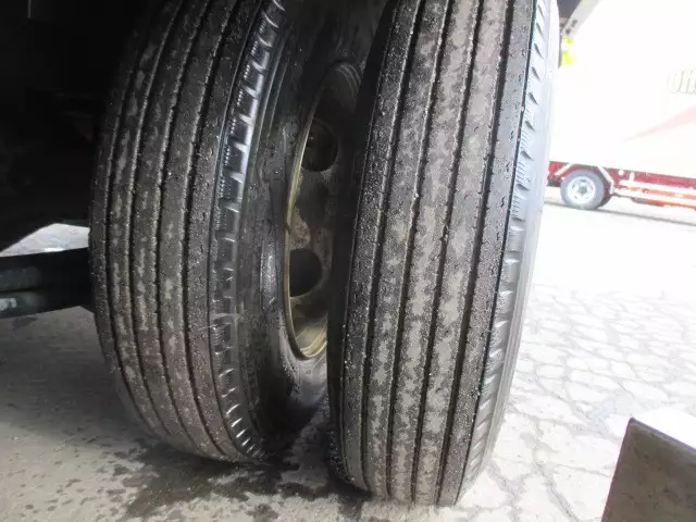 平成24年04月中古小型冷凍バン・ウィング三菱ふそう三菱の画像12