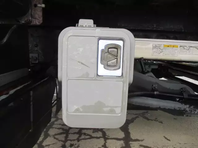 平成24年04月中古小型冷凍バン・ウィング三菱ふそう三菱の画像17