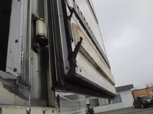 平成24年04月中古小型冷凍バン・ウィング三菱ふそう三菱の画像26