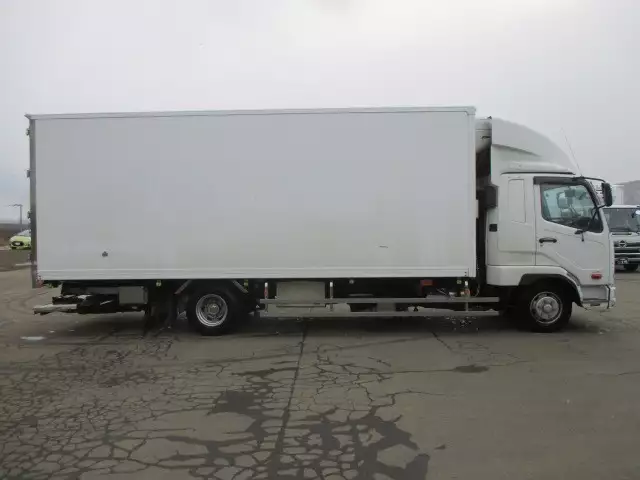 平成24年04月中古小型冷凍バン・ウィング三菱ふそう三菱の画像4