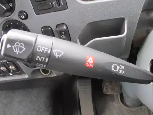 平成24年04月中古小型冷凍バン・ウィング三菱ふそう三菱の画像38