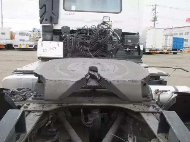 平成28年10月中古大型トラクタヘッド日産UDUDトラックスの画像11