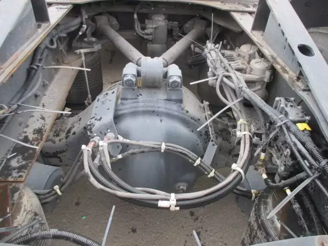 平成28年10月中古大型トラクタヘッド日産UDUDトラックスの画像12