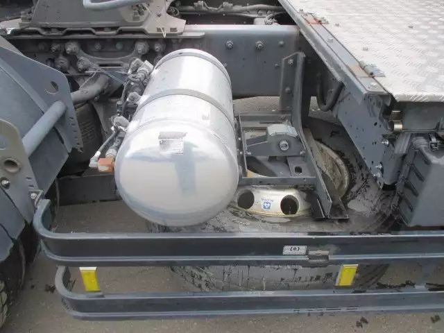 平成28年10月中古大型トラクタヘッド日産UDUDトラックスの画像21