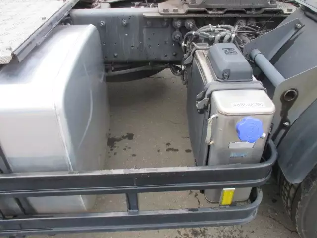 平成28年10月中古大型トラクタヘッド日産UDUDトラックスの画像22