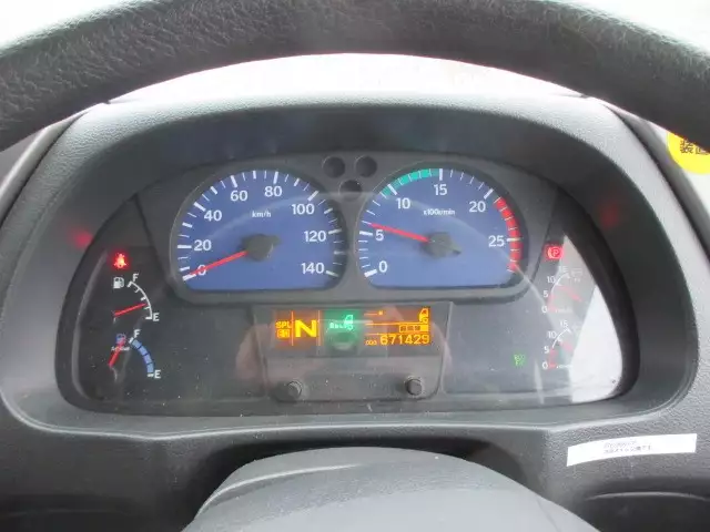 平成28年10月中古大型トラクタヘッド日産UDUDトラックスの画像29