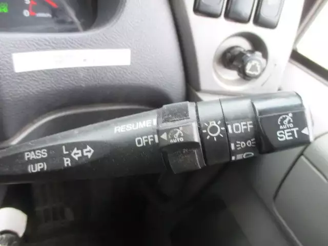 平成28年10月中古大型トラクタヘッド日産UDUDトラックスの画像31