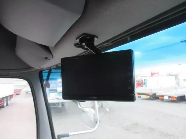 平成28年10月中古大型トラクタヘッド日産UDUDトラックスの画像39