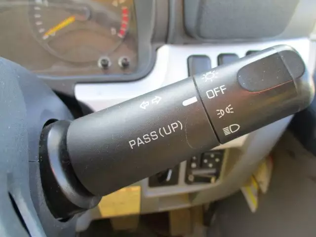 平成25年11月中古小型三菱ふそう三菱の画像25