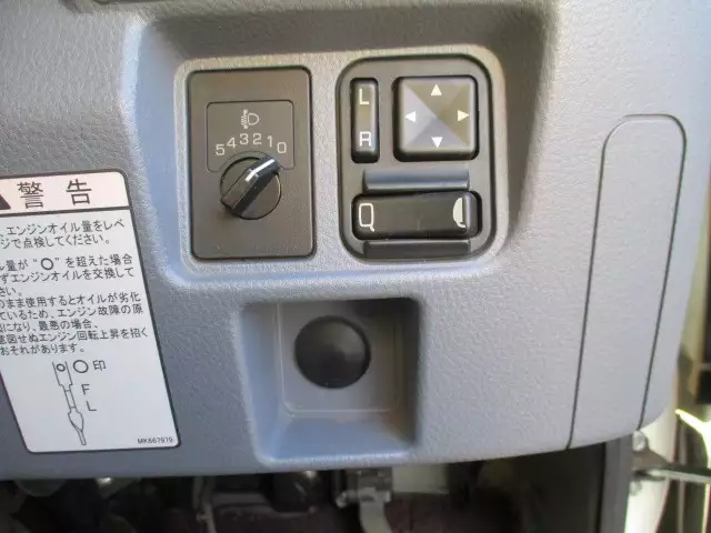 平成25年11月中古小型三菱ふそう三菱の画像26