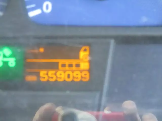 平成28年11月中古大型トラクタヘッド日産UDクオンの画像24