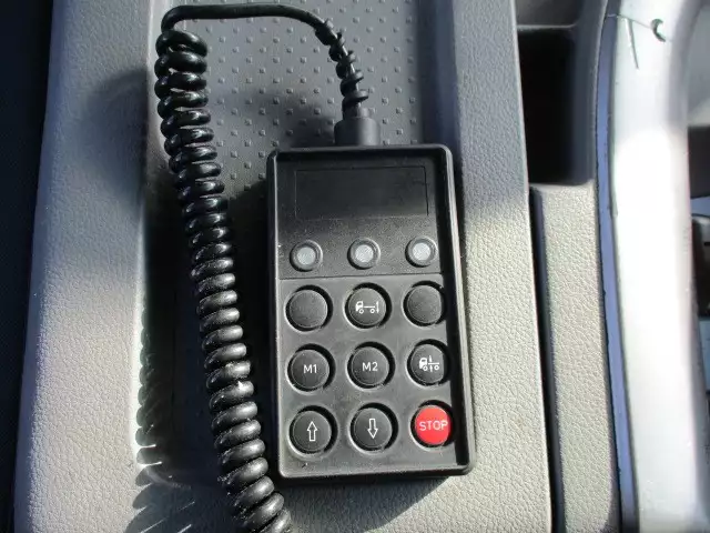 平成28年11月中古大型トラクタヘッド日産UDクオンの画像33