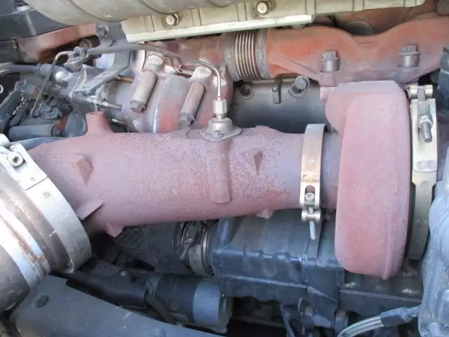 平成28年11月中古大型トラクタヘッド日産UDクオンの画像38