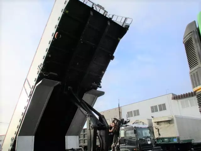 平成17年10月中古大型日野プロフィアの画像29