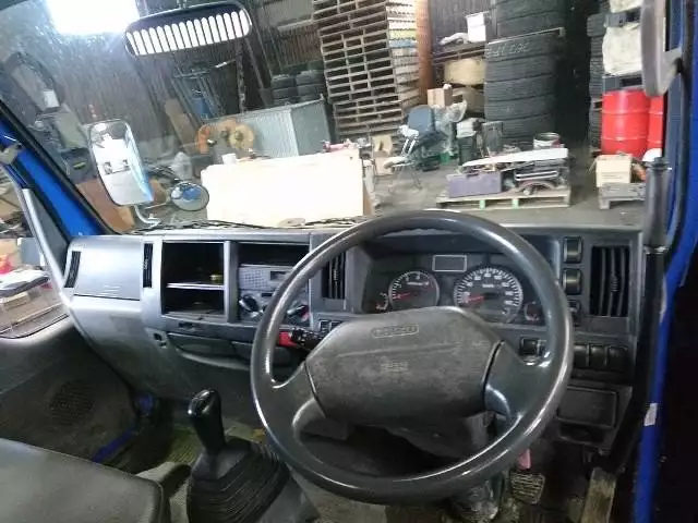 平成25年09月中古小型いすゞいすゞの画像5