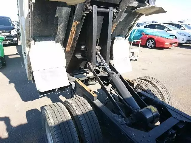 平成21年10月中古小型いすゞいすゞの画像11