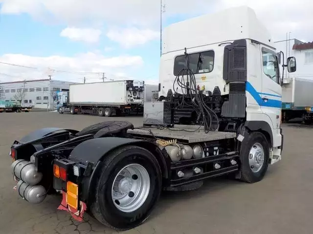 平成18年08月中古大型トラクタヘッド日野プロフィアの画像4