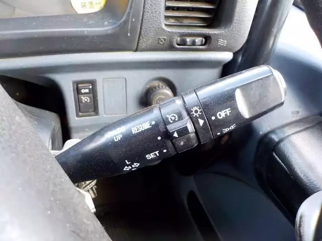 平成18年08月中古大型トラクタヘッド日野プロフィアの画像31