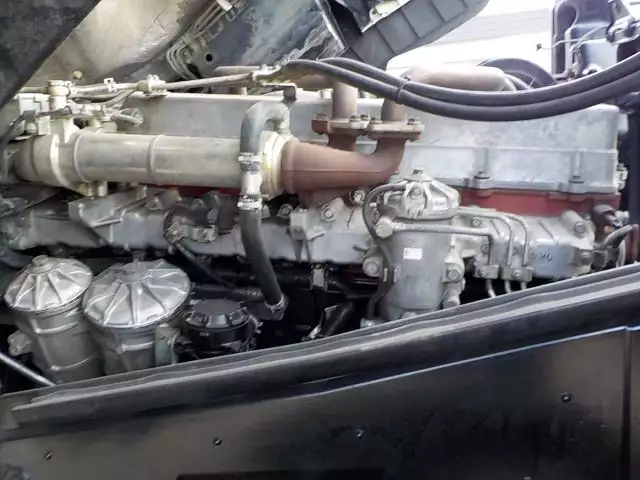 平成18年08月中古大型トラクタヘッド日野プロフィアの画像9