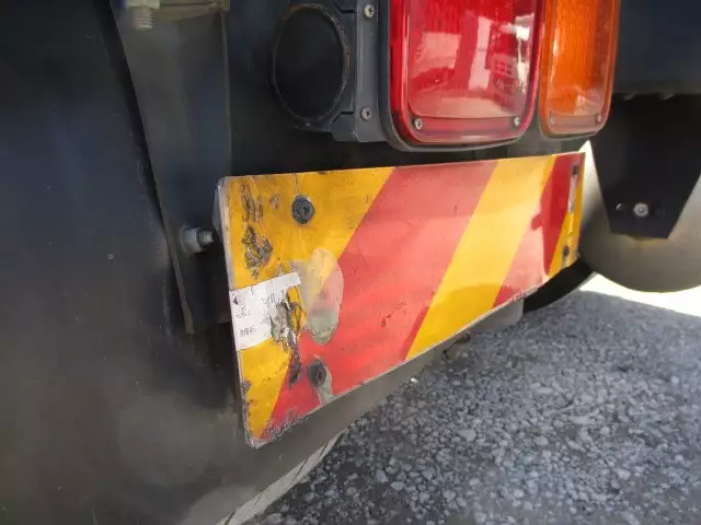 平成27年05月中古大型トラクタヘッド日産UDUDトラックスの画像18