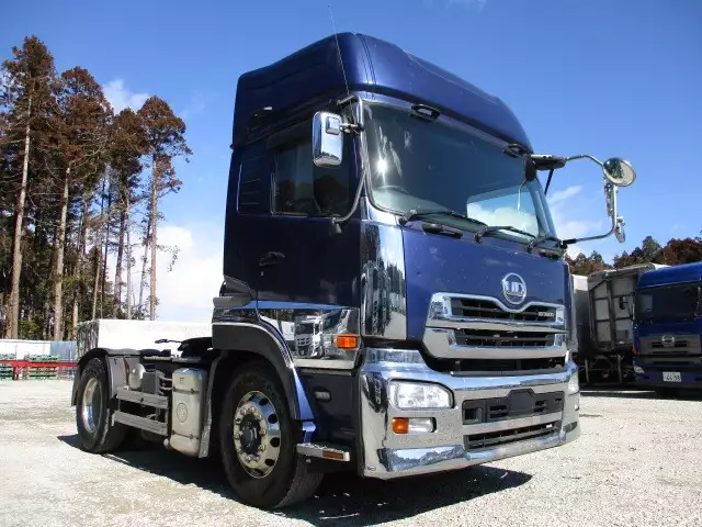 平成27年05月中古大型トラクタヘッド日産UDUDトラックスの画像3