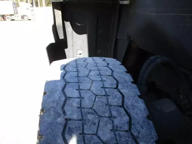 平成27年05月中古大型トラクタヘッド日産UDUDトラックスの画像27