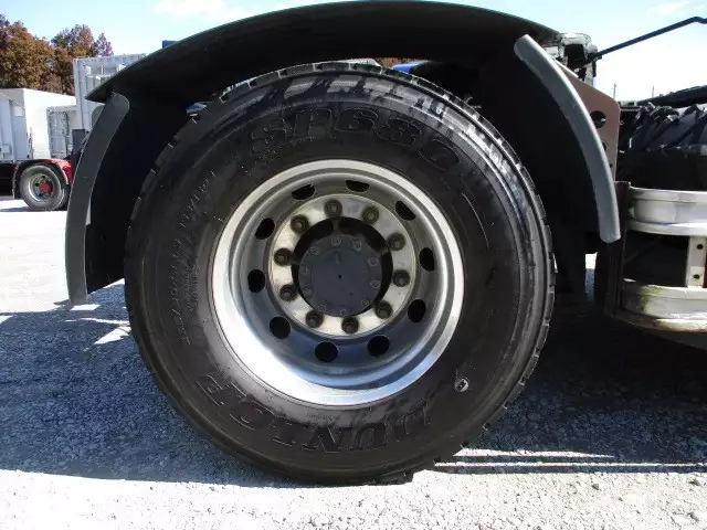 平成27年05月中古大型トラクタヘッド日産UDUDトラックスの画像28