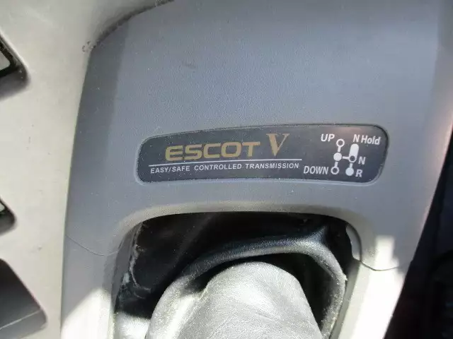 平成27年05月中古大型トラクタヘッド日産UDUDトラックスの画像36