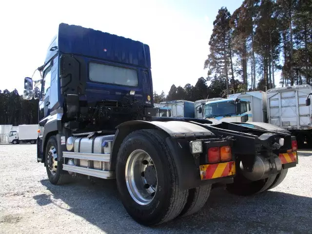 平成27年05月中古大型トラクタヘッド日産UDUDトラックスの画像7
