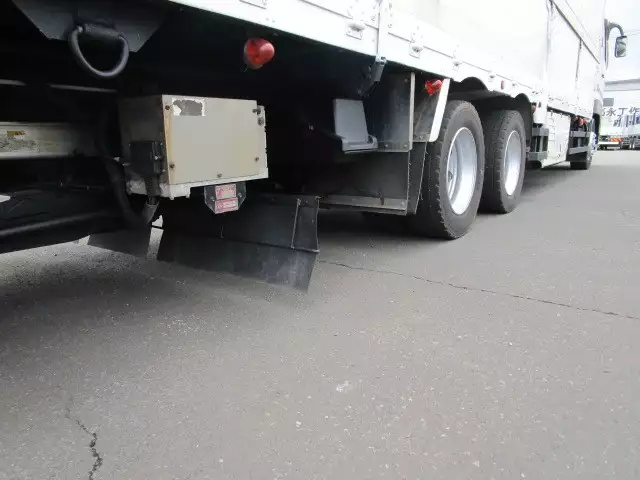 平成22年11月中古大型冷凍バン・ウィング三菱ふそう三菱の画像11