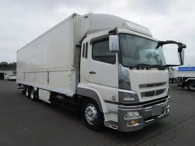 平成22年11月中古大型冷凍バン・ウィング三菱ふそう三菱の画像3