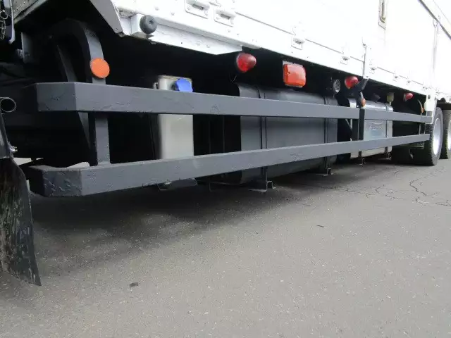 平成22年11月中古大型冷凍バン・ウィング三菱ふそう三菱の画像9