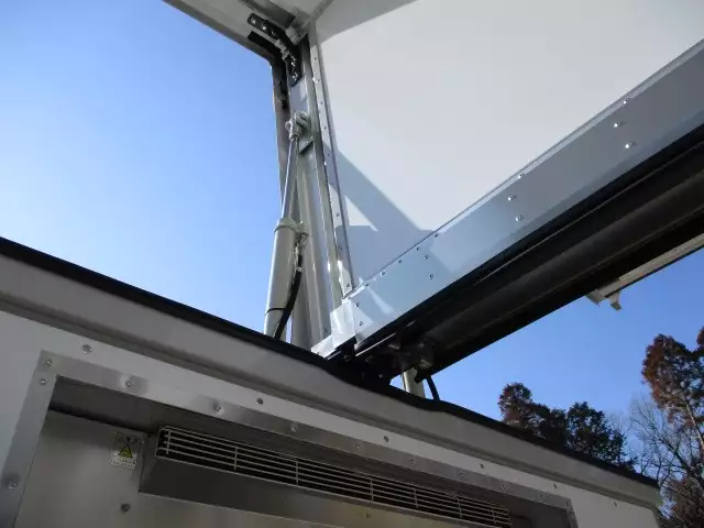 令和02年09月中古中型冷凍バン・ウィングいすゞいすゞの画像50