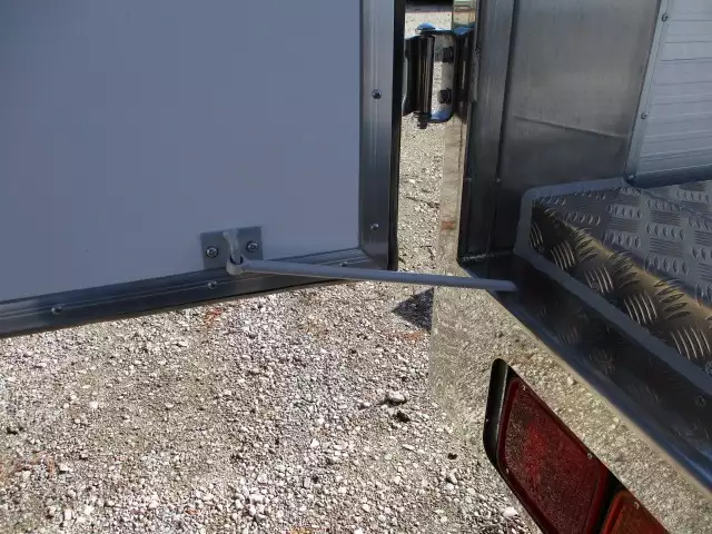 令和02年09月中古中型冷凍バン・ウィングいすゞいすゞの画像58