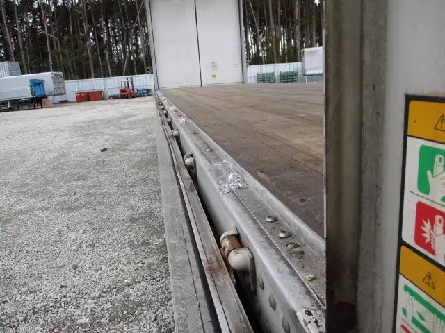 平成19年02月中古大型アルミバン・ウィング日産UDニッサンディーゼルの画像32