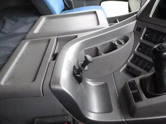 平成19年02月中古大型アルミバン・ウィング日産UDニッサンディーゼルの画像49