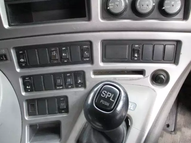 平成19年02月中古大型アルミバン・ウィング日産UDニッサンディーゼルの画像52