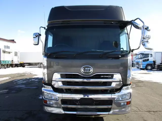 平成26年12月中古大型日産UDUDトラックスの画像2