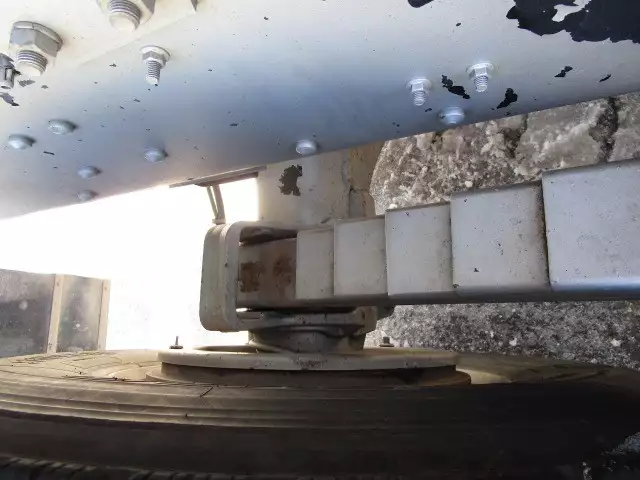 平成26年12月中古大型日産UDUDトラックスの画像15