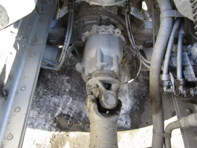 平成26年12月中古大型日産UDUDトラックスの画像29