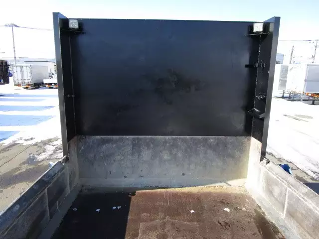 平成26年12月中古大型日産UDUDトラックスの画像35